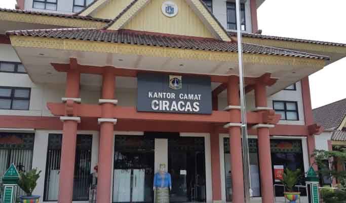 Kantor Kecamatan Ciracas
